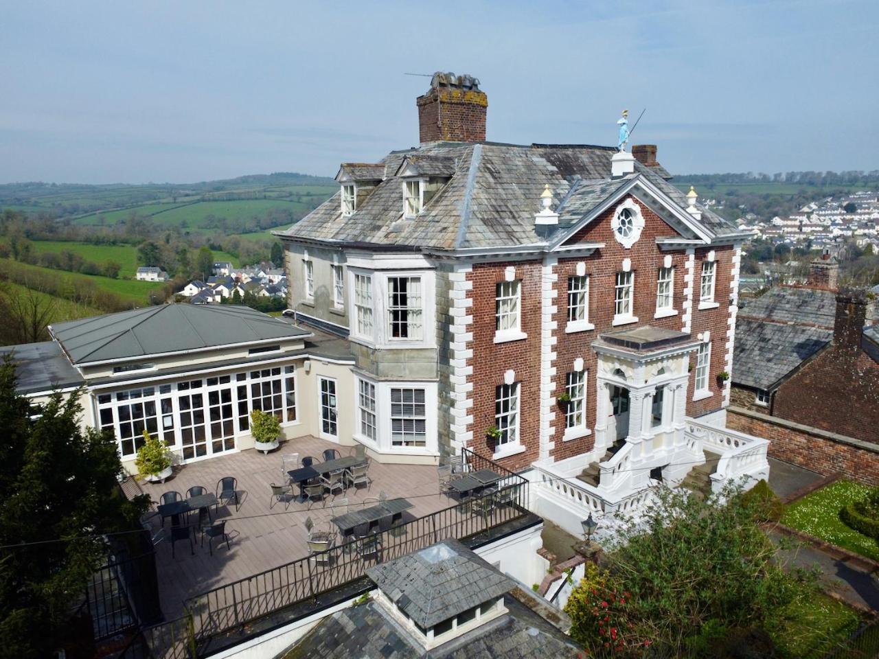The Eagle House Hotel 朗斯顿 外观 照片
